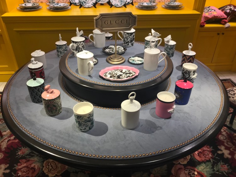 6990FB89-2BCD-4B43-B34A-BC0B30428375